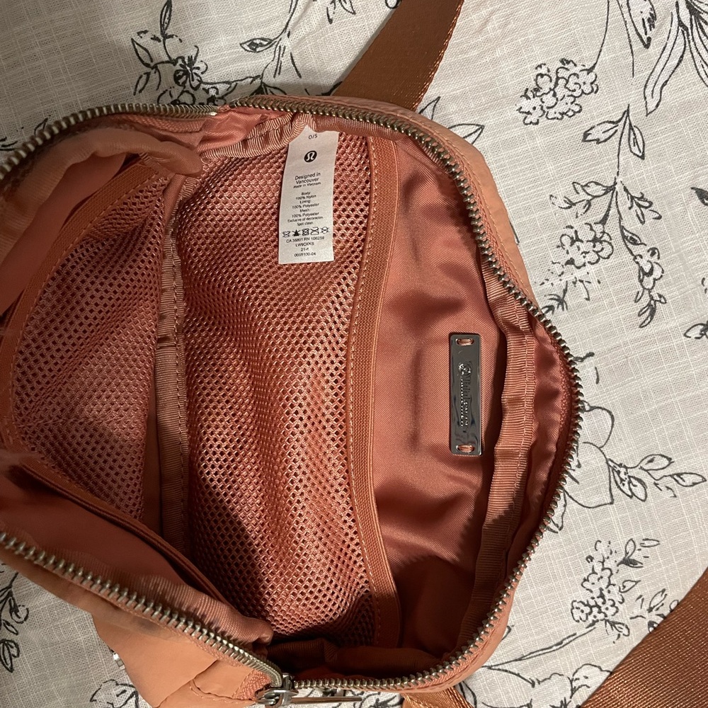 Lululemon Fanny pack!